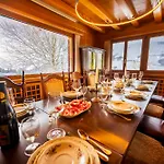 Domaine Exceptionnel Avec 5 Chalet *