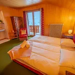 Domaine Exceptionnel Avec 5 Chalet