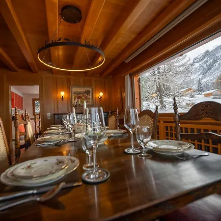 Domaine Exceptionnel Avec 5 Chalet *
