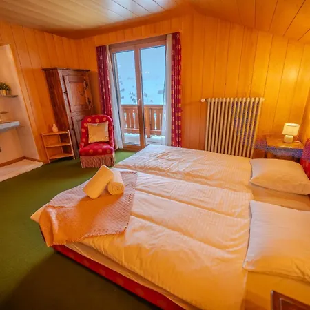 Domaine Exceptionnel Avec 5 Chalet