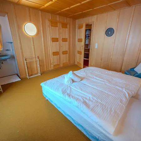 Chalet Domaine Exceptionnel Avec 5 Les Mosses