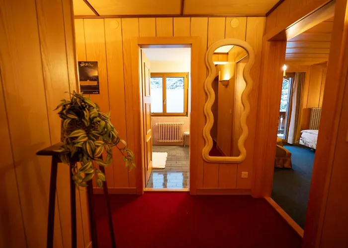 Chalet Domaine Exceptionnel Avec 5 *