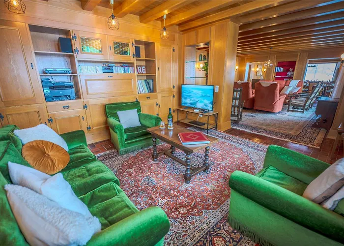 Domaine Exceptionnel Avec 5 Chalet *