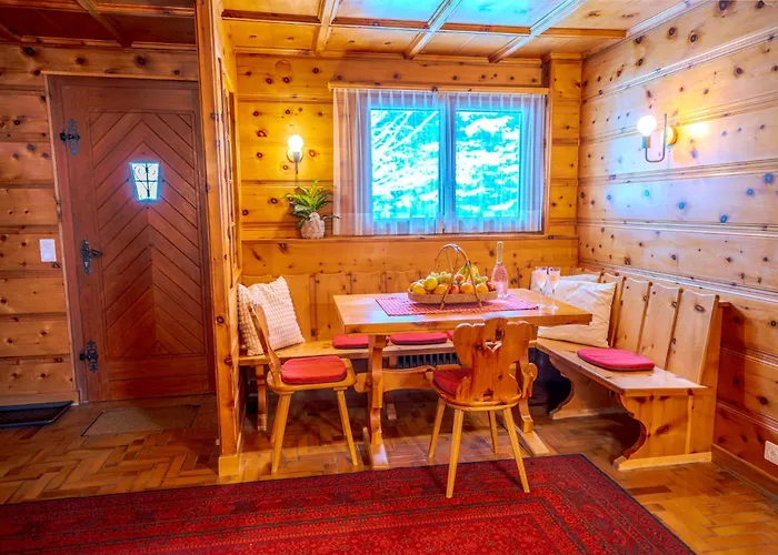 Domaine Exceptionnel Avec 5 Chalet