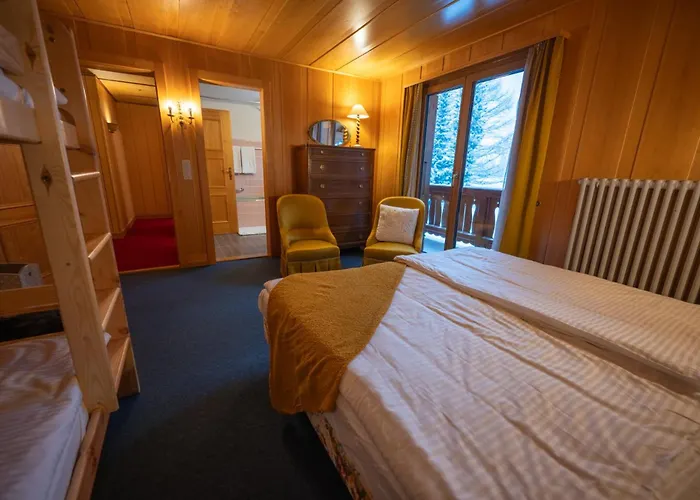 Domaine Exceptionnel Avec 5 Alpstuga Les Mosses