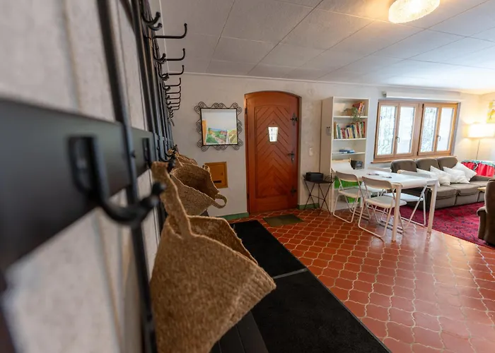 Chalet Domaine Exceptionnel Avec 5 *